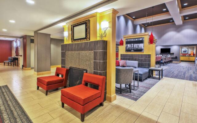 Hampton Inn & Suites Madison-West