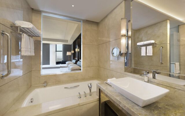 Sheraton Changchun Jingyuetan Hotel