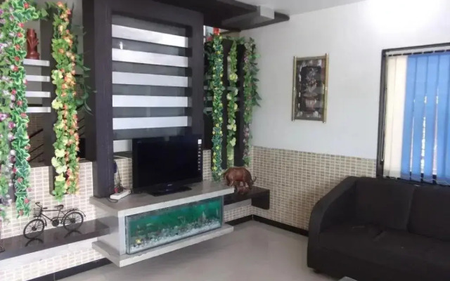 Hotel Sai Pratik, Newly Built up, Complimentary Shuttle To The Temple