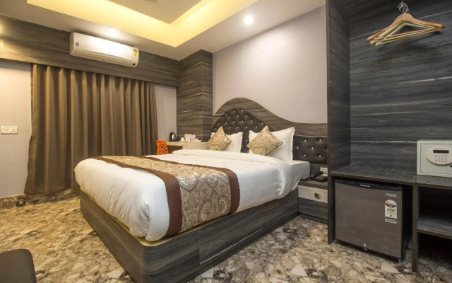 OYO 27992 Hotel Ganpati