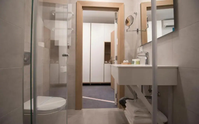 City Nest Modern & Cozy Suites