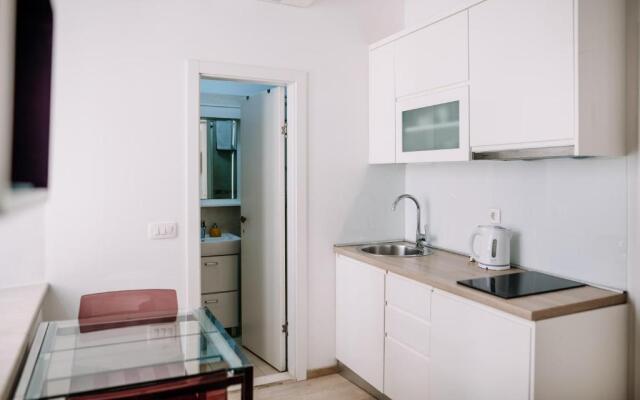 Apartments Amorozo