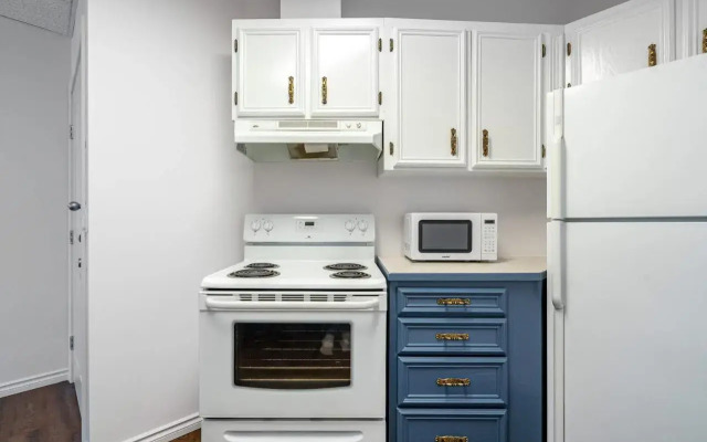 Dino Roar I Sleeps 12 I New