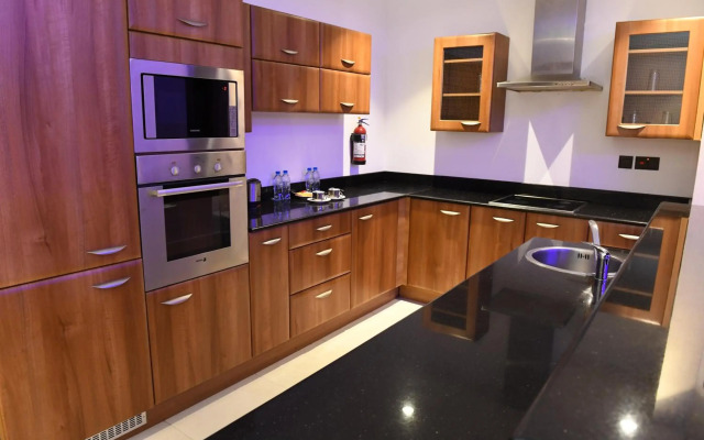Ista Suites Seef