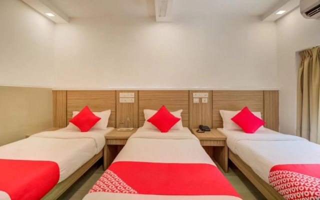 OYO Flagship 29530 Shivaji Chowk