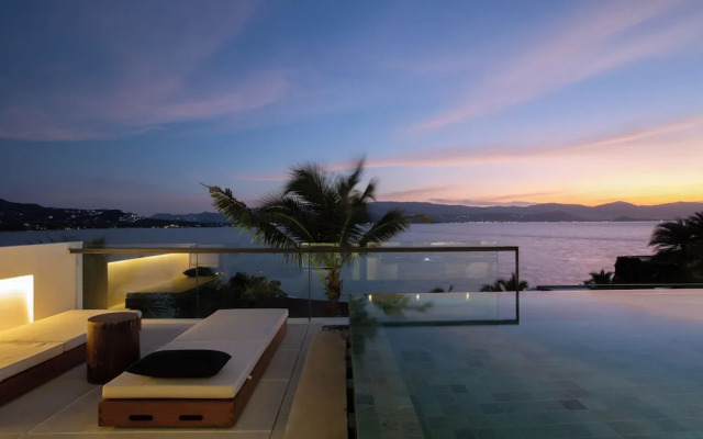 Kerem Luxury Beachfront Villas