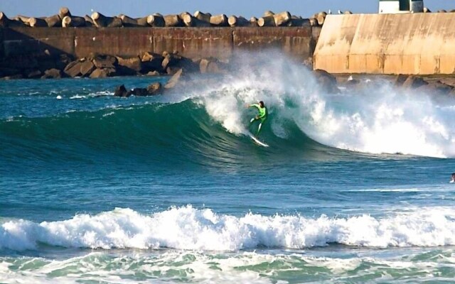 Peniche Surf Lodge - Hostel