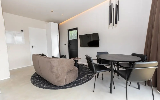 North Mountain View Suites