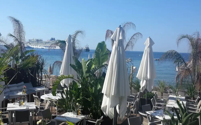 Brand New Studio Cannes Super Center