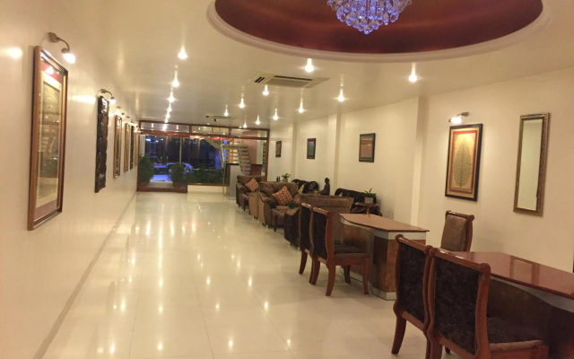 Hotel Sarthak