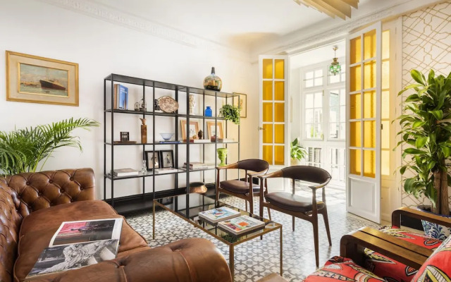 Genteel Home Romanilla