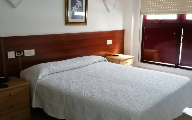 Hostal Adelia
