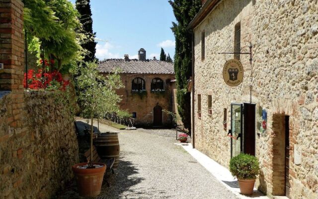 Vintage Castle in Monteriggioni Tuscany near Forest