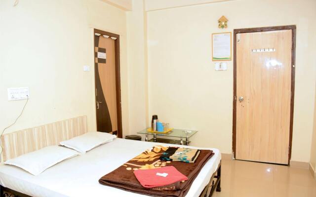 Hotel Sai Snehal