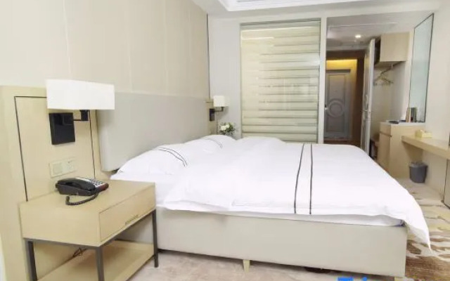 Huanggang New Beacon Waiden Hotel