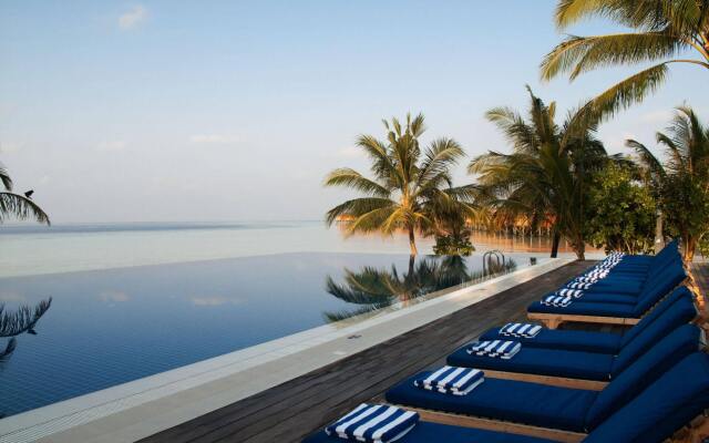 Vilamendhoo Island Resort & Spa