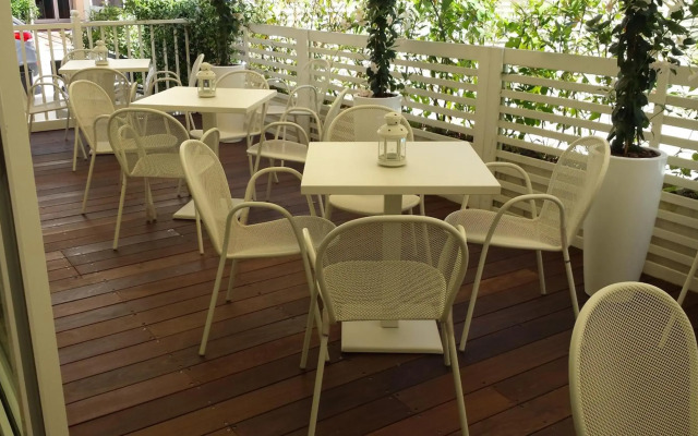 Hotel Ermeti B&B and Brunch