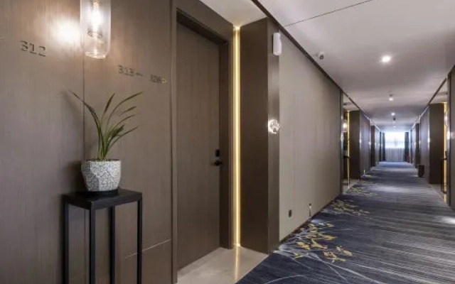 Zhilan Hotel (Zhengzhou Jingkai Central Plaza store)