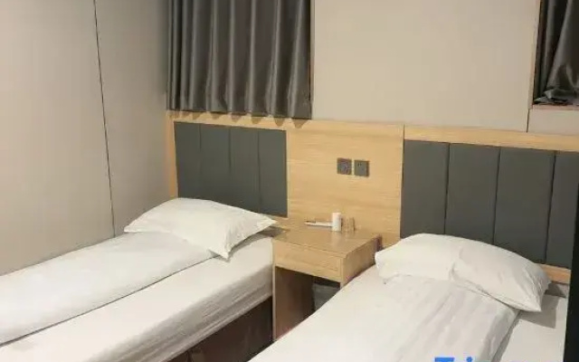 Huafu 99 Life Hostel