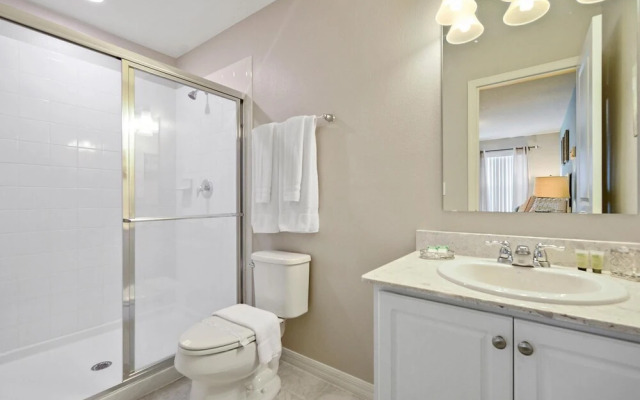 Four Bedrooms Townhome 5122