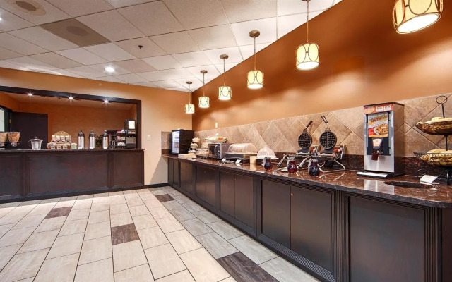 Best Western Plus The Charles Hotel