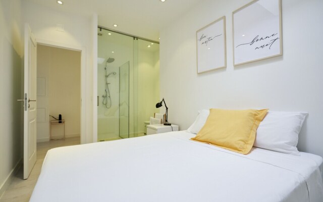 Altido Fabulous 3-Br Apartment In Western Lisbon