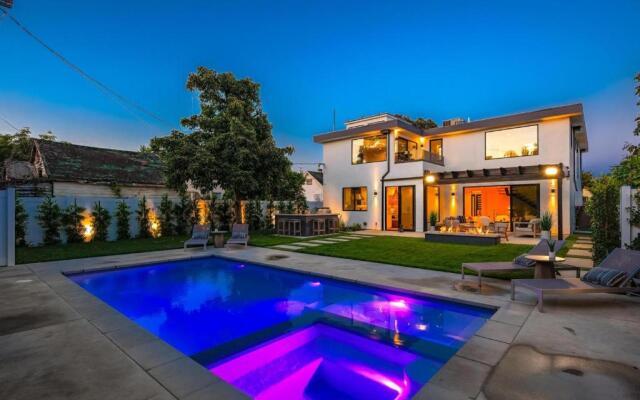 Curson Modern