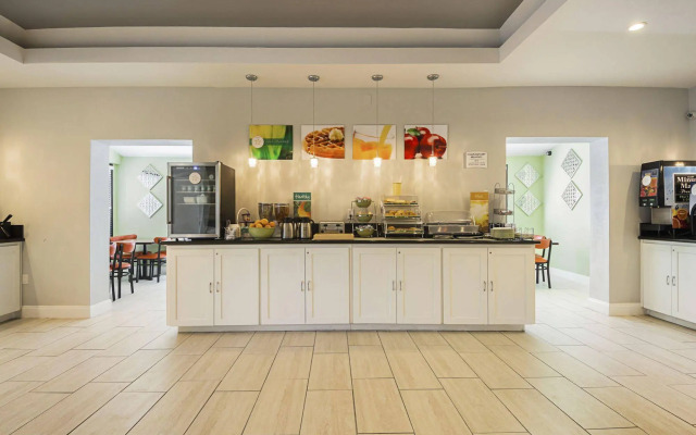 Studio 6 Suites North Richland Hills, TX