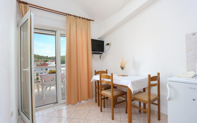 Studio apartment Lias 2 - with restaurant: SA8 Rogoznica, Riviera Sibenik