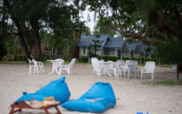 PAN Beachfront Resort Krabi