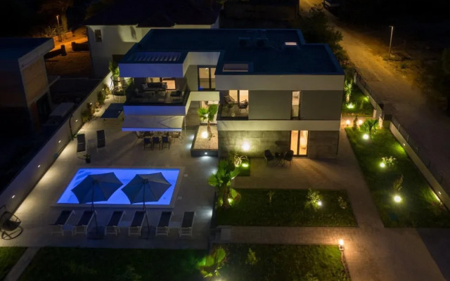 Villa Nina in Croatia Near the Adriatic Coast