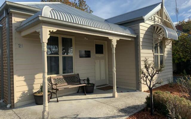 Elmsford Cottage