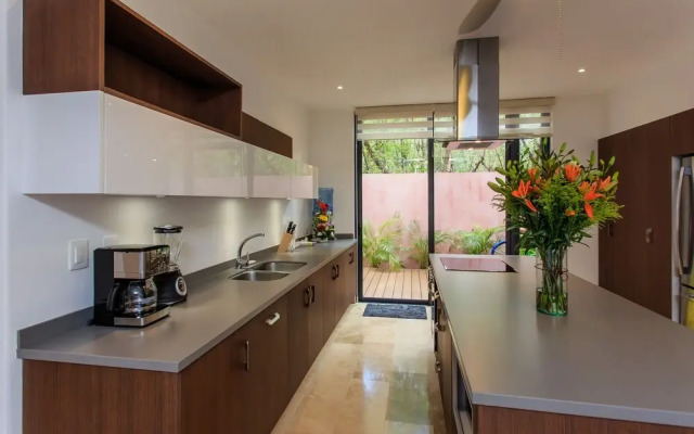 Vibrant Condo in Nature with Pool