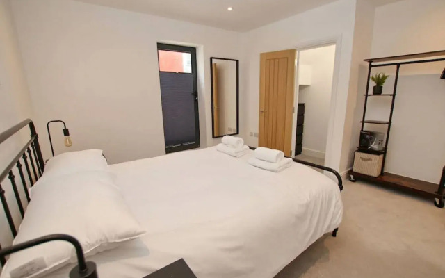 Brunswick & Thorn Apartments