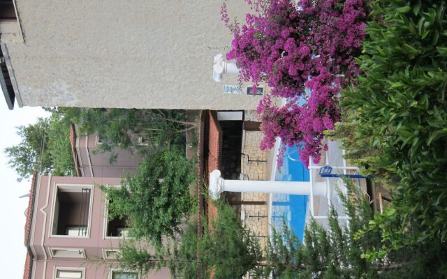3T Hotel