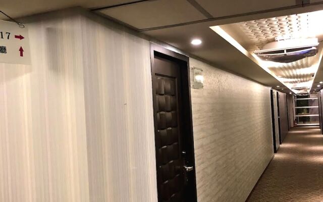 Win Inn Chiayi Hotel
