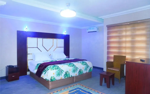110 Obafemi Awolowo Way