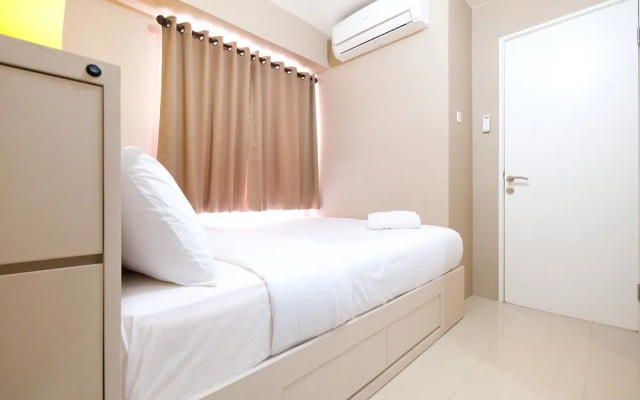 Modern Minimalist 2 Bedrooms at Bassura City Apartment By Travelio – Guest Rooms – Jakarta