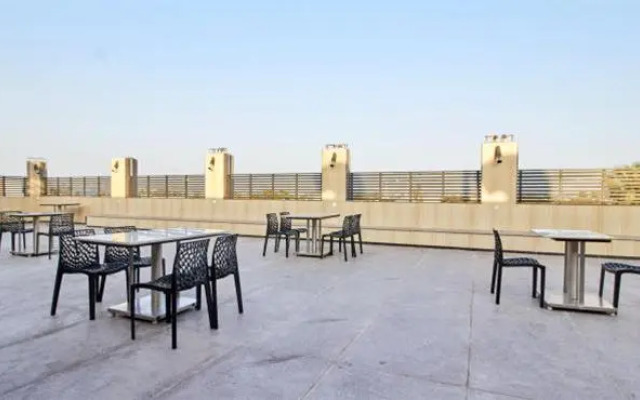 The SSLR Hotel