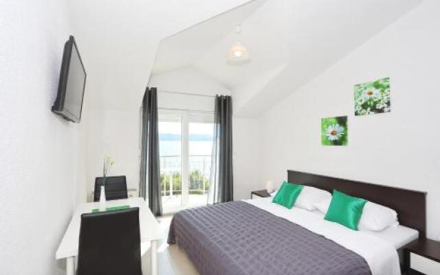 Apartments Dado Trogir