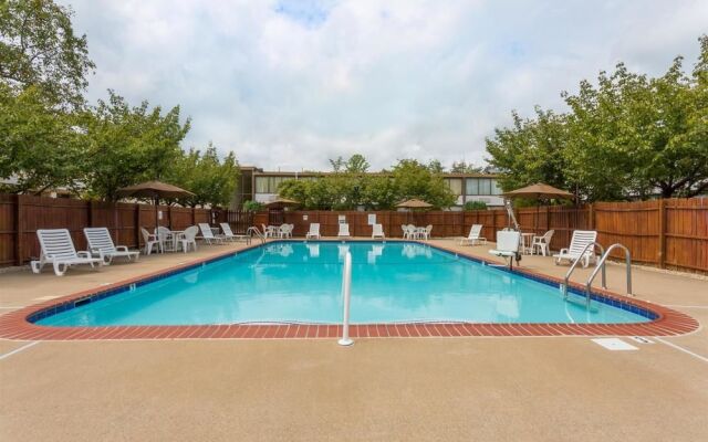 Ramada Triangle/Quantico