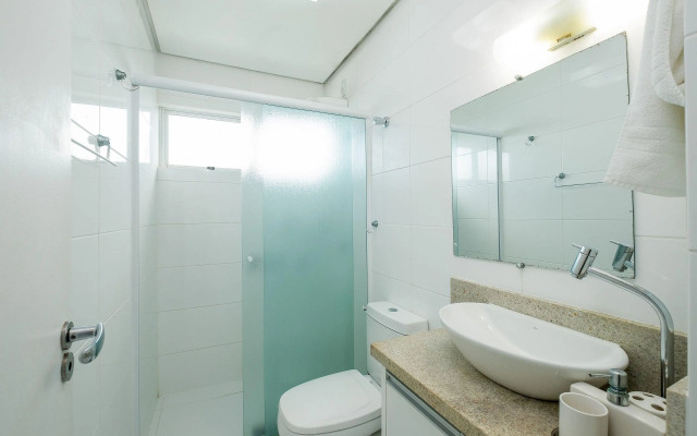 Apto elegante com piscina frente mar JBM304