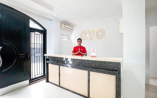 OYO 306 Koen Residence Near RS Gandaria