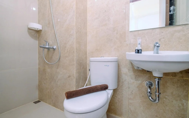 Comfy And Modern Studio Transpark Cibubur Apartment