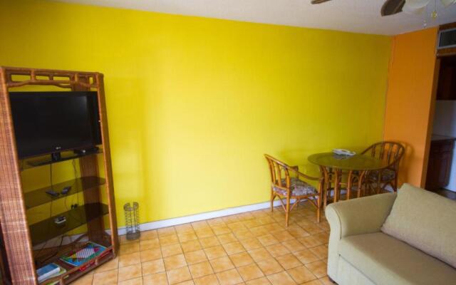 Deluxe Montego Bay Club Studio & Suites