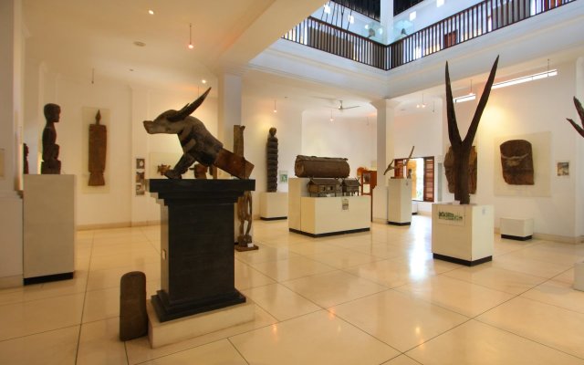 Alam Puri Art Museum - Resort & Spa