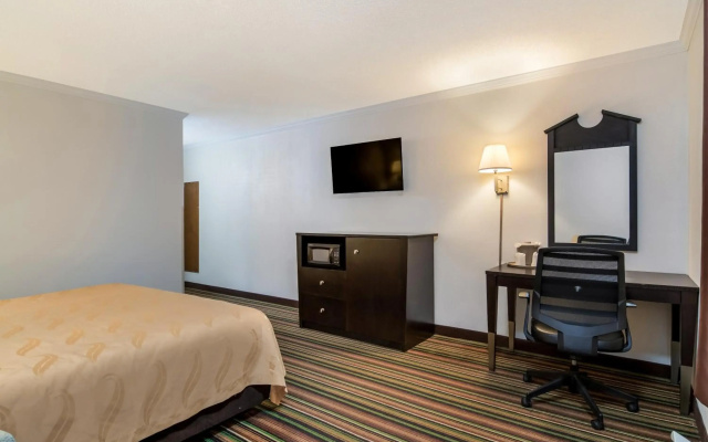 Quality Inn Marietta near Dobbins ARB