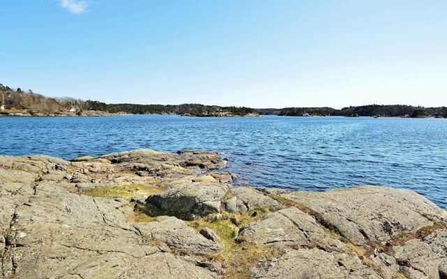 Holiday Home in Høvåg