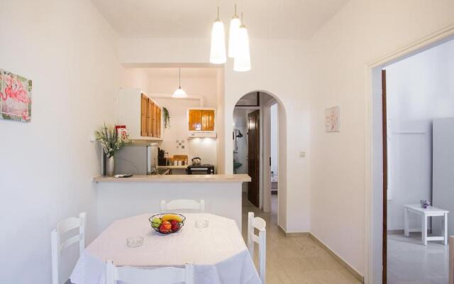 Vallias Seaview Apartments by Konnect, 300m from Nissaki beach