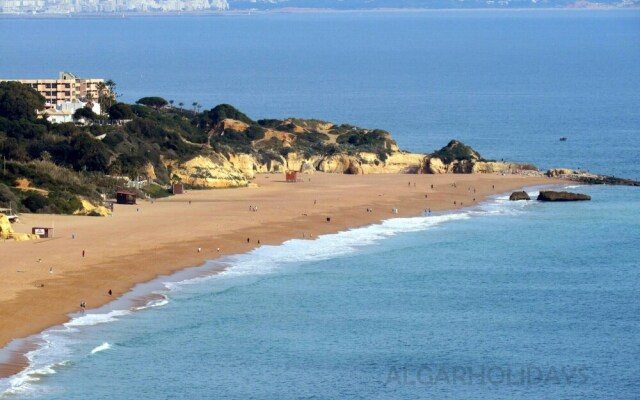 Albufeira Central Apartment 2 Rooms, Wifi, Pool